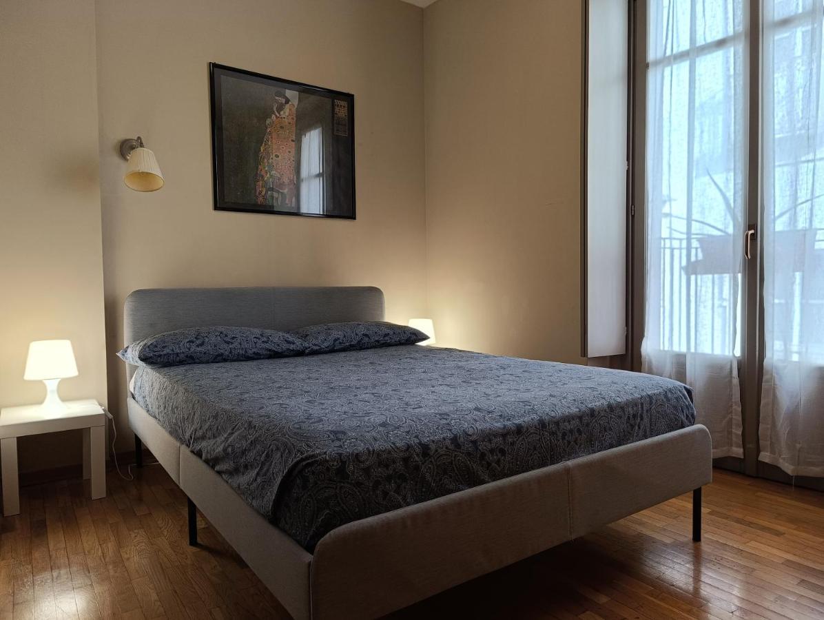 Garibaldi Turin Charming Lägenhet Exteriör bild